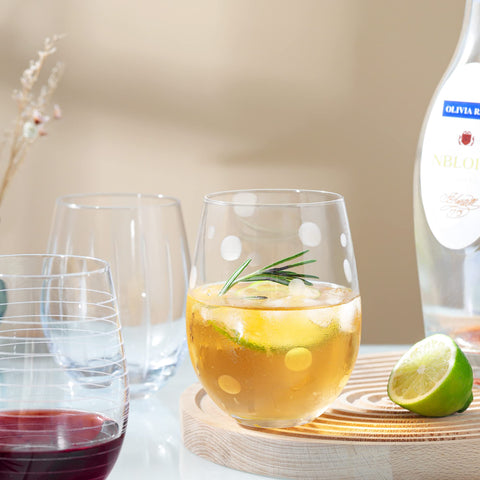 Joeyan elegant dot-strips pattern enhances table aesthetic.