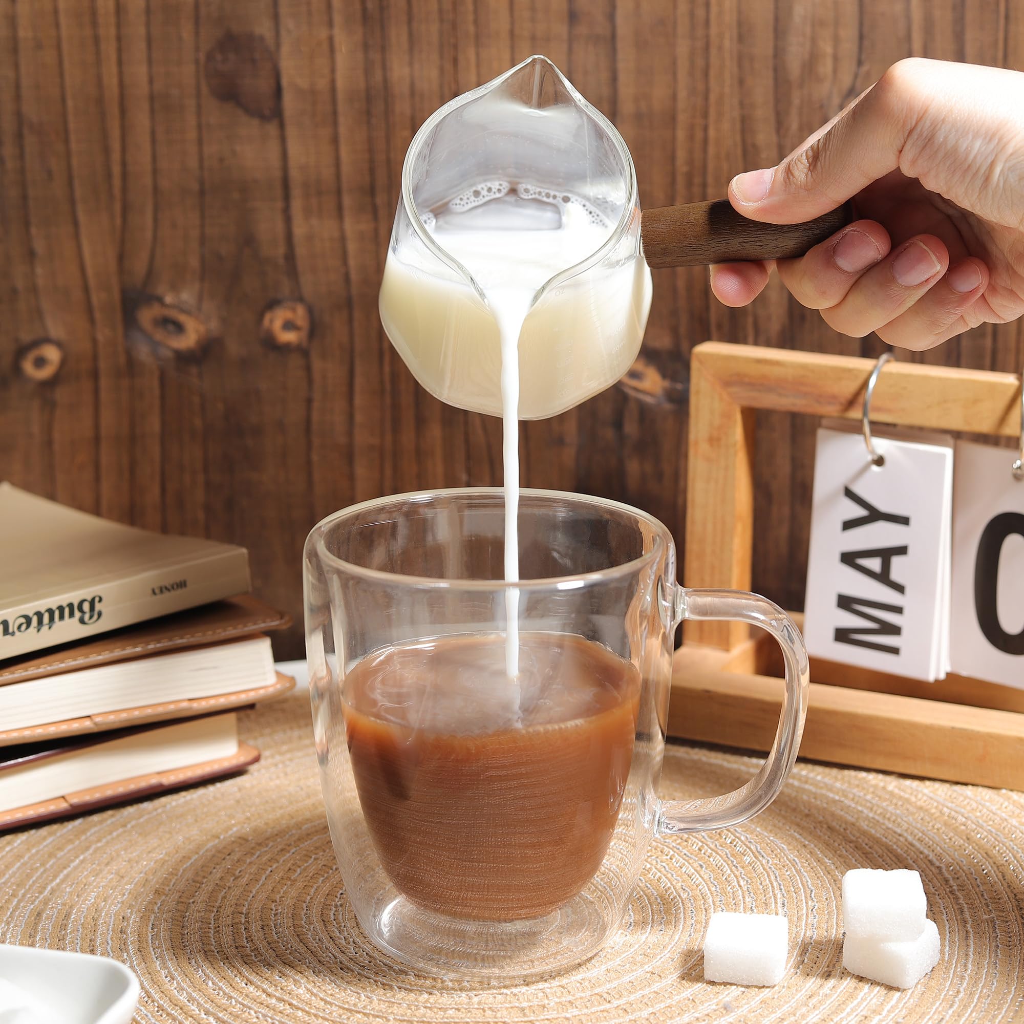 Joeyan multi purpose measuring cup suits dressings, sauces, and frothing tasks in daily cooking.
