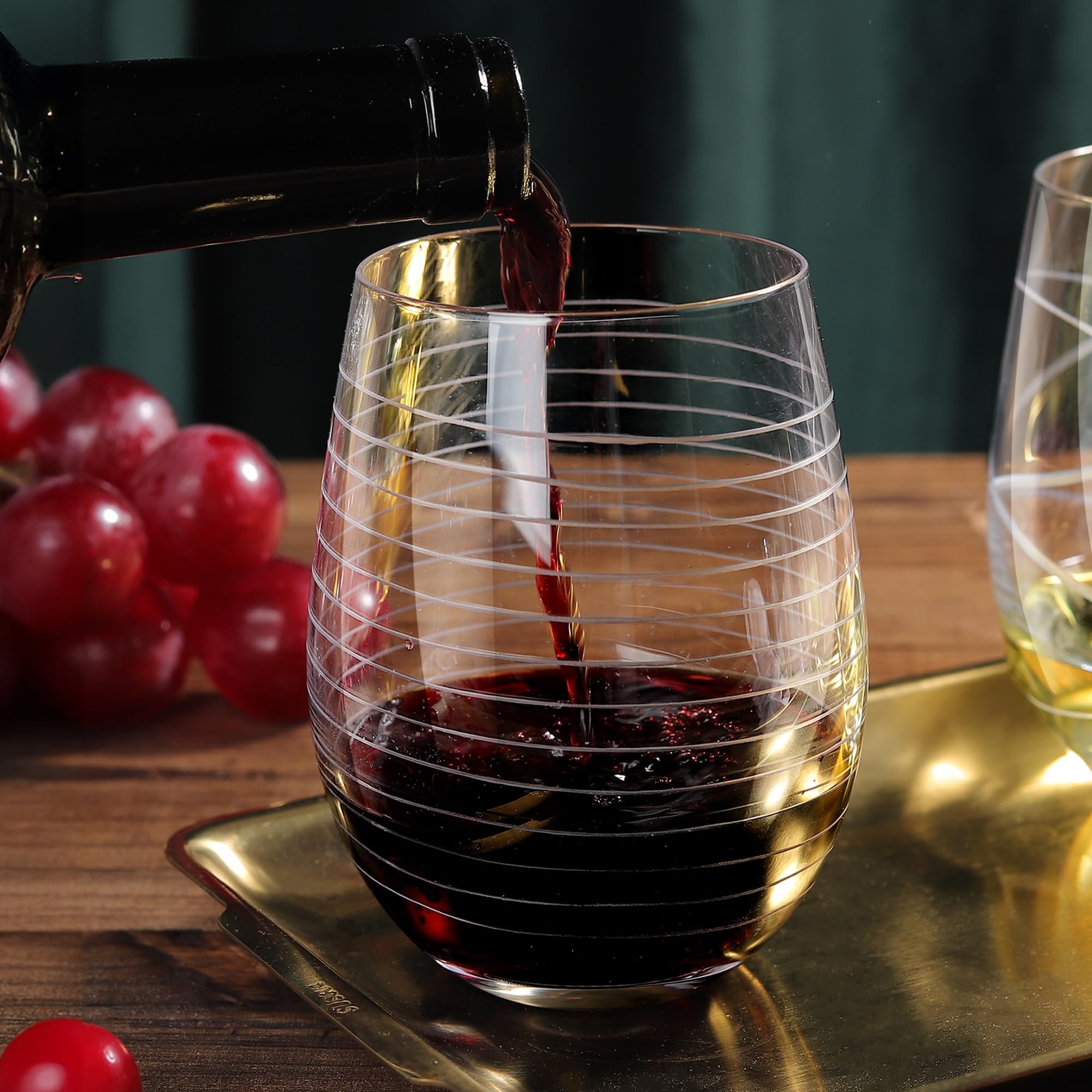Joeyan stemless wine glass side profile with modern silhouette.