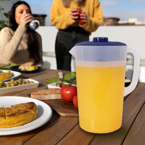 JOEY'Z dishwasher-safe and freezer-safe pitcher for easy cleaning