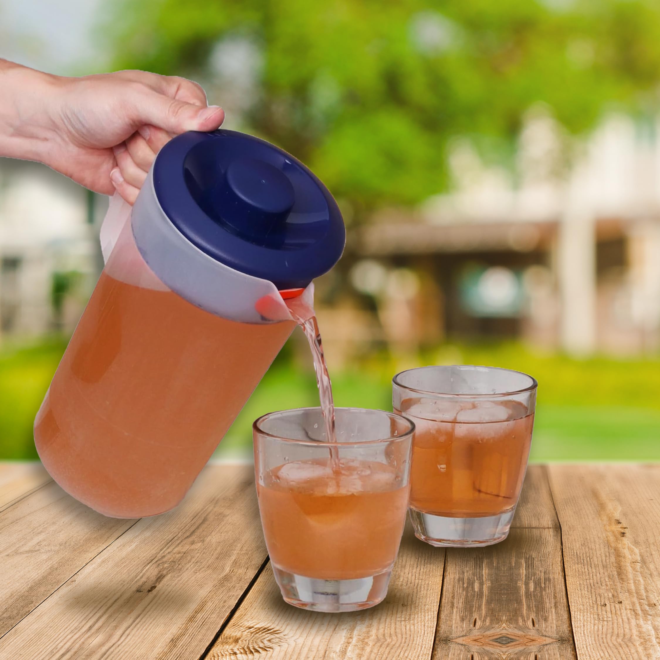 JOEY'Z leak-proof lid for spill-free pouring