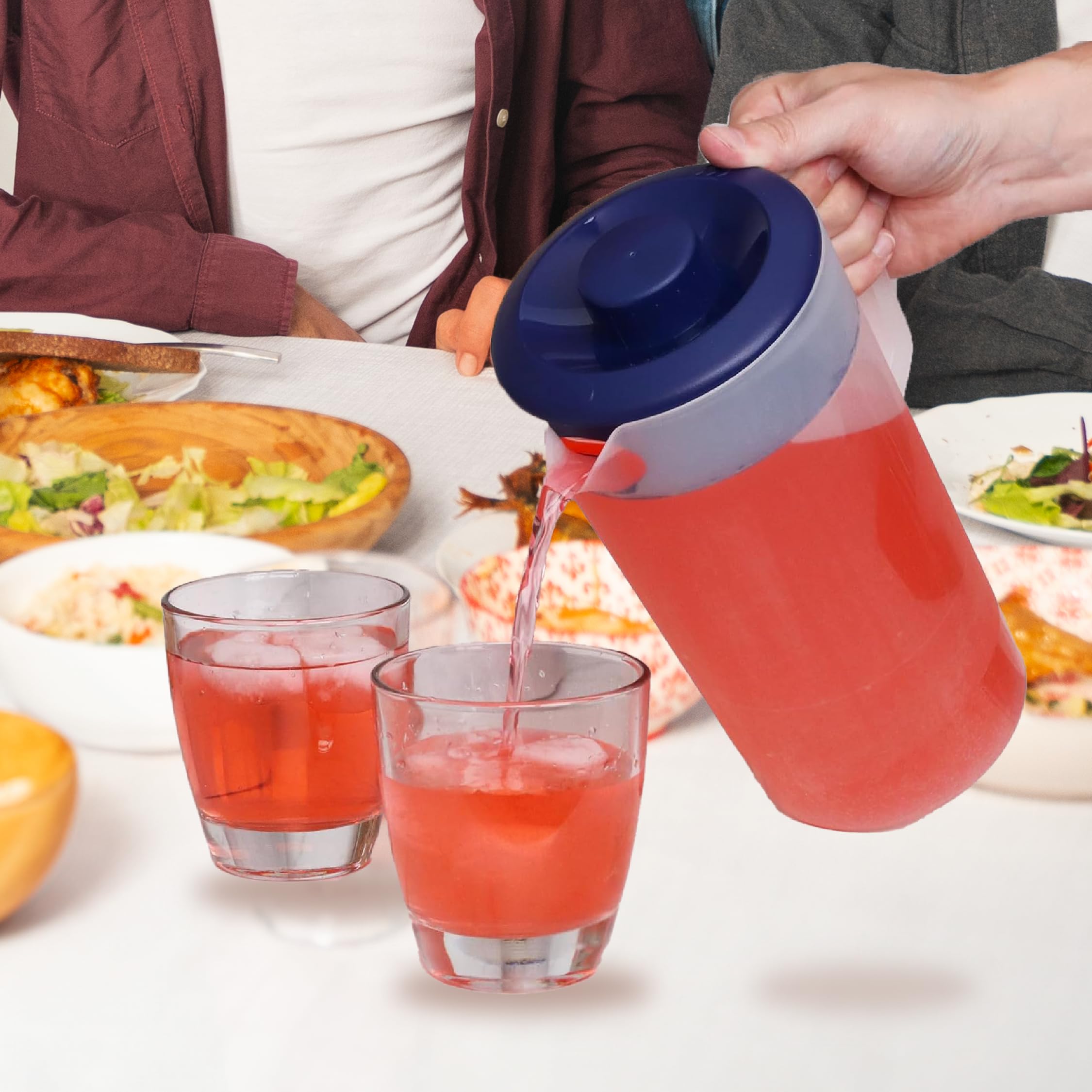JOEY'Z versatile beverage pitcher ideal for cocktails and iced drinks