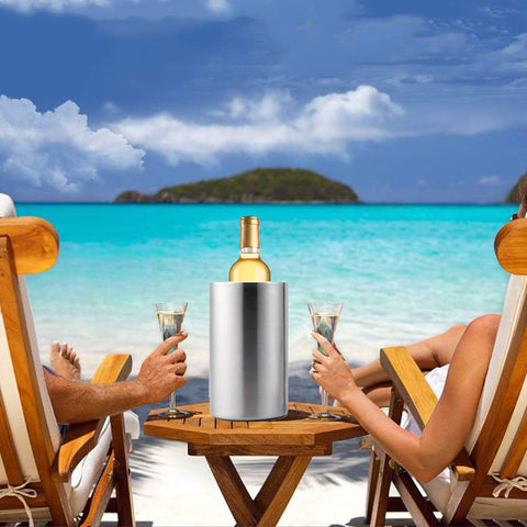 Jolitac wine chiller bucket shows ice-free serving without water droplets.