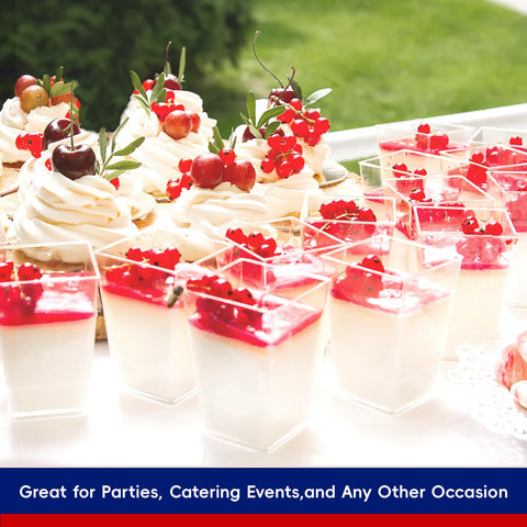 JOLLY CHEF pack provides 100 cups with lids and spoons.