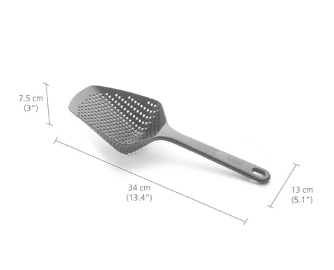 Toughened nylon construction works with non-stick cookware up to 200°C.