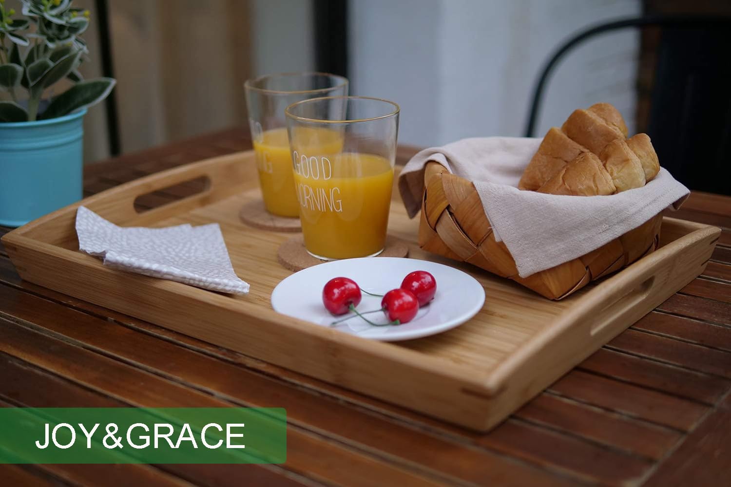 Joy&Grace tray wrapped in color box makes a thoughtful gift.