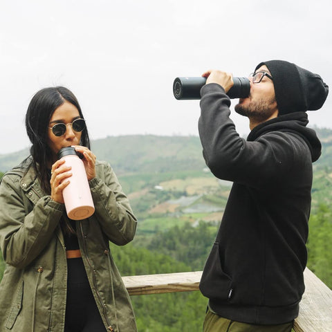 JoyJolt Veri Peri color bottle highlights stylish daily use.