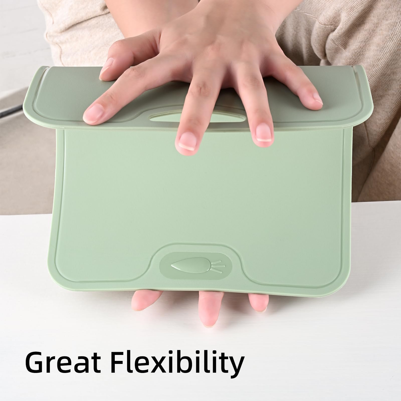 Joyzan BPA-free boards are safe and easy to clean.