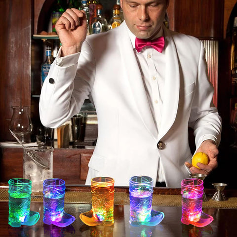 JTWKING transparent shot glasses used as party favors and décor