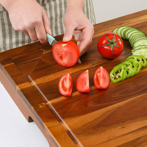 Jubilander extra counter space helps organize spices and bottles