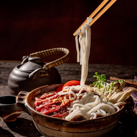 Jucoan bamboo chopsticks suited for restaurants and catering