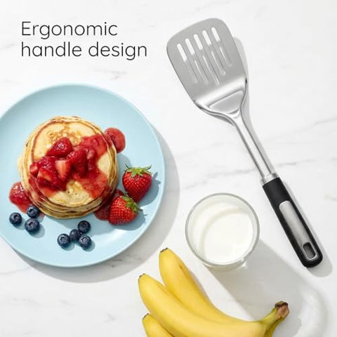 JULIPRO ergonomic grip spatula in hand showing balanced control during flips