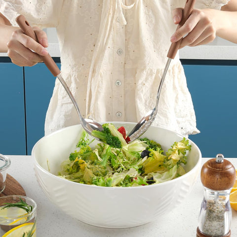 JULIPRO spoon with hanging hole keeps kitchen organized