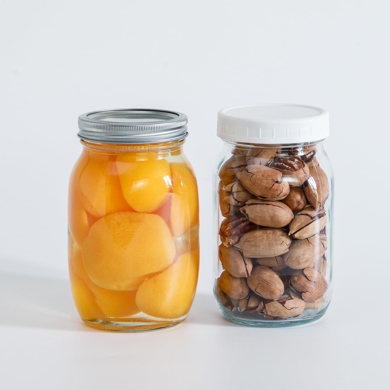 Jumterlee 32 oz wide-mouth mason jar ideal for bulk storage and quick access.