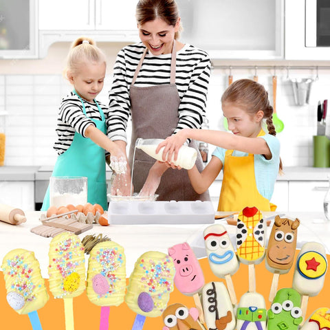 Juome finished cakesicle pops ready to decorate and serve.