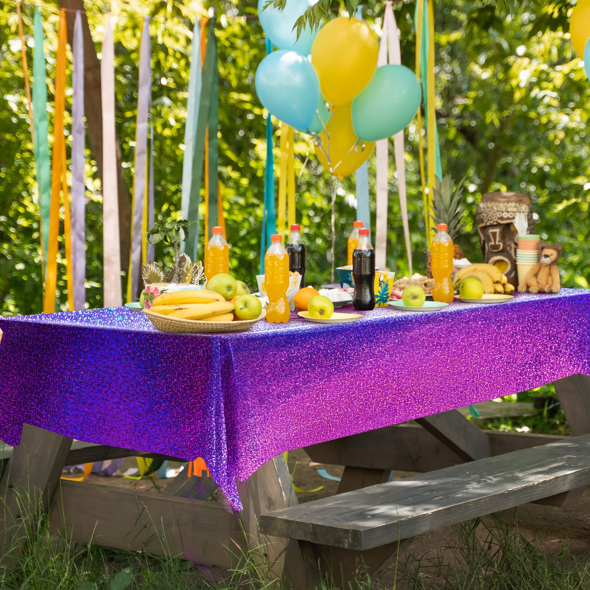 Just Shimmer Glamour-finish Tablecloth elevates occasions with radiant shine
