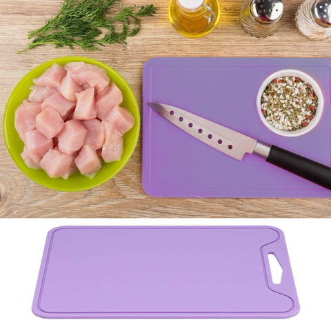 JustHere durable silicone cutting board withstands daily use.
