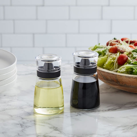 Juvale balsamic vinegar dispenser 5.5 oz for controlled finishing.