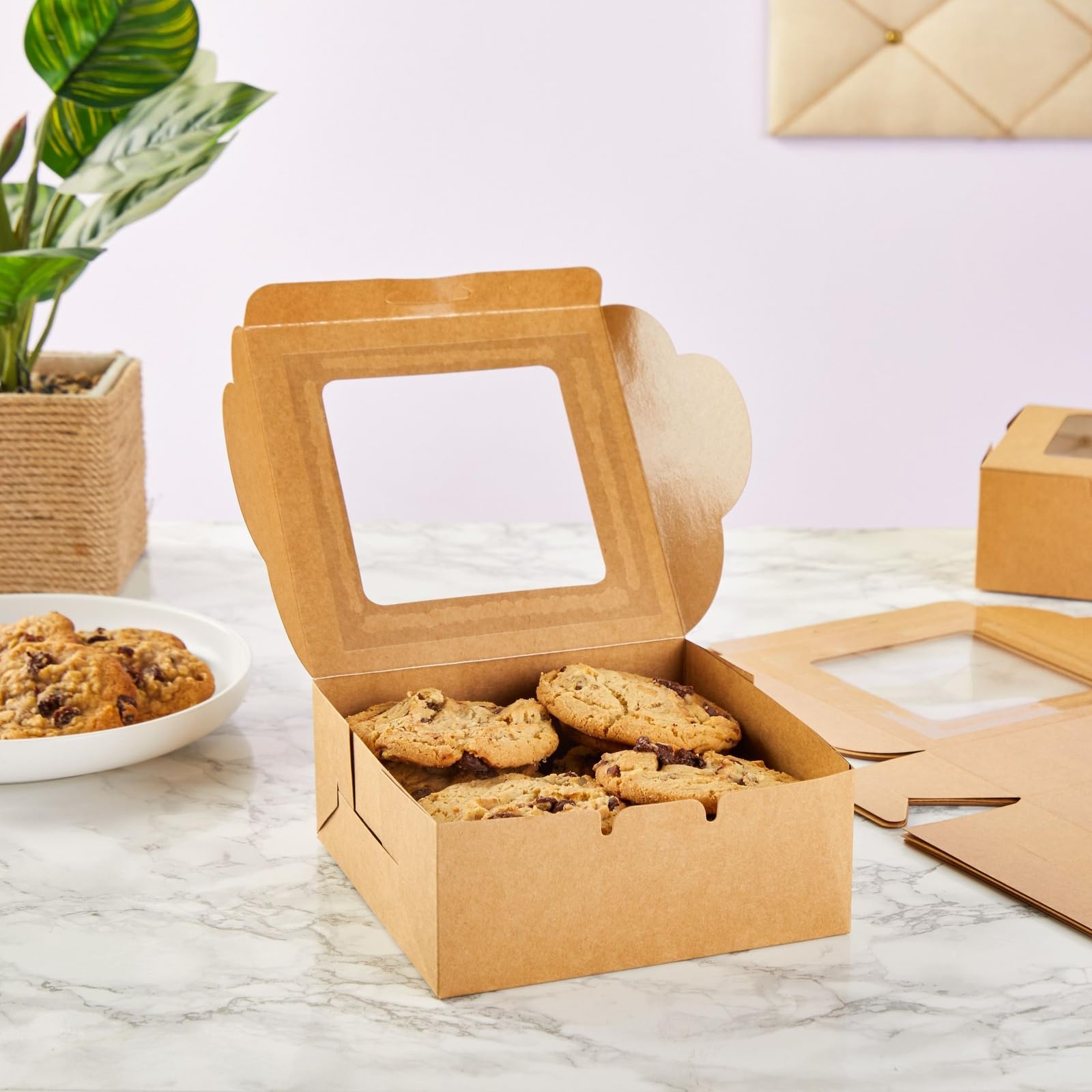 Juvale cookie box window stack demonstrates space efficient bakery storage.