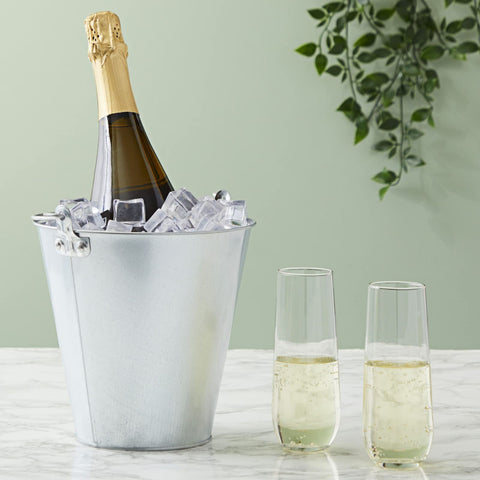 Juvale metal bucket beverage tub 6-pack keeps drinks ready for guests.
