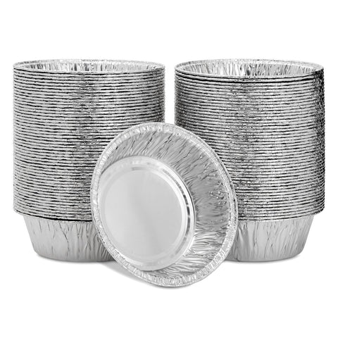 Juvale mini pot pie pans with lid for easy serving.