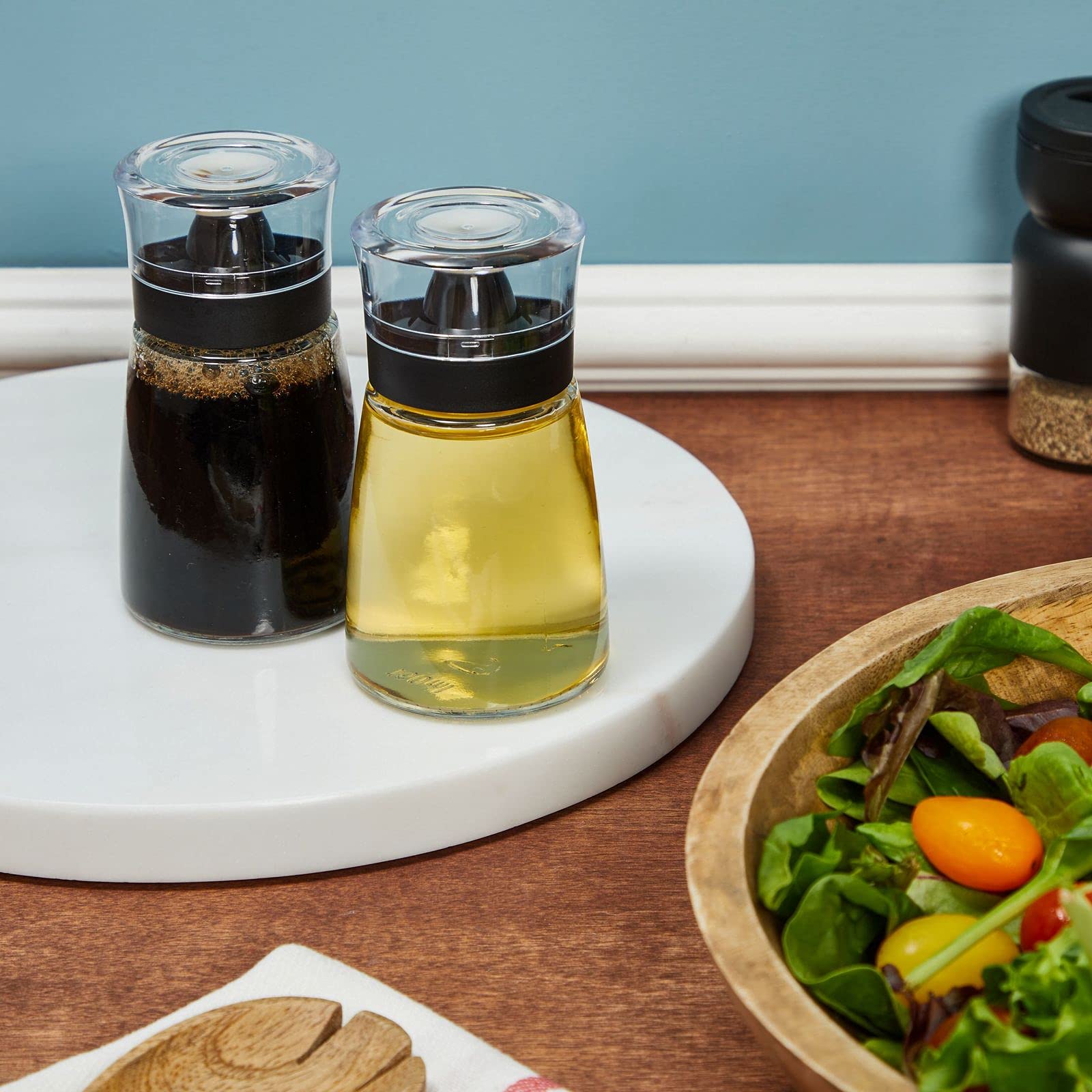 Juvale olive oil cruet 5.5 oz for precise drizzle.
