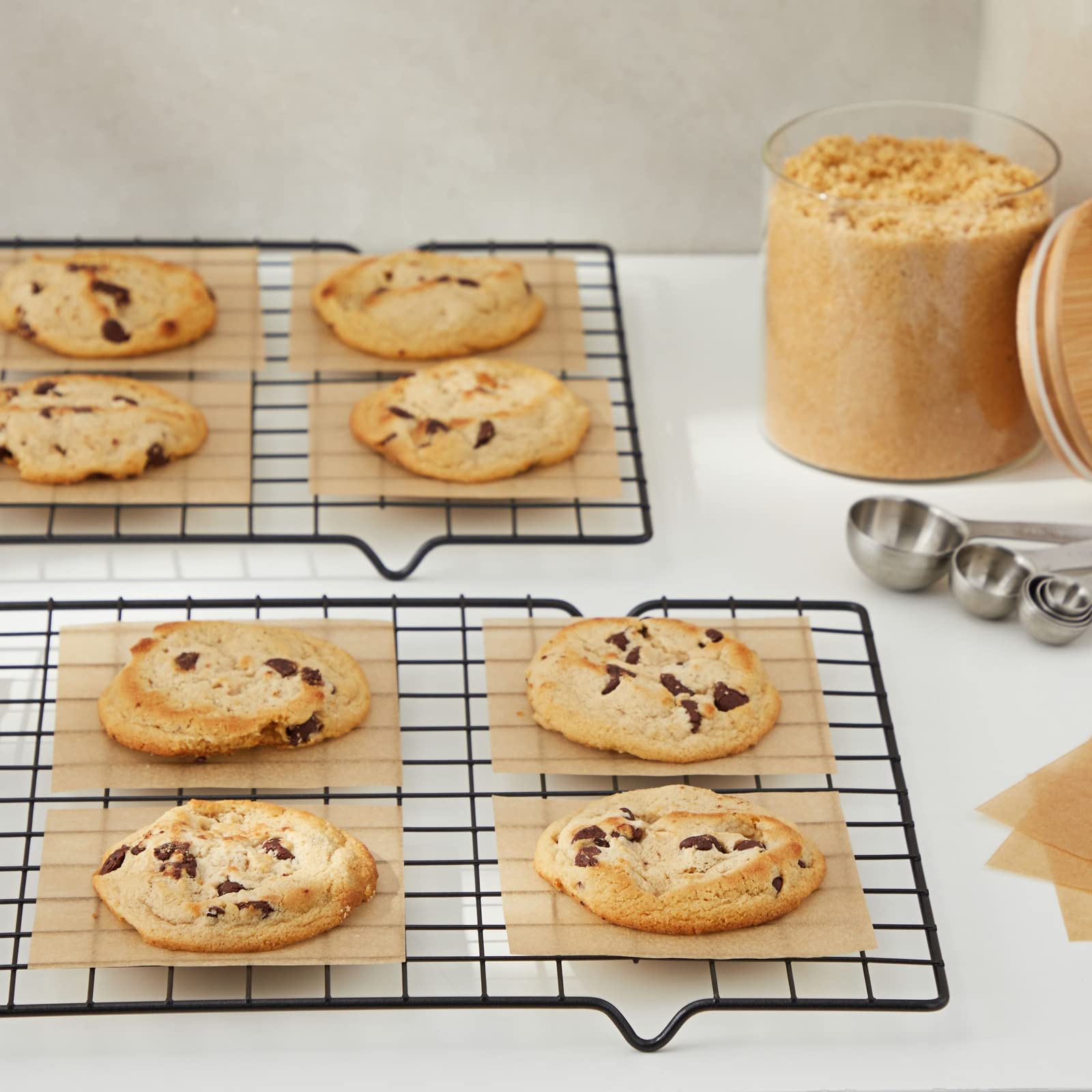 Juvale 4x4 parchment sheets ideal for patty wrapping and burger presses