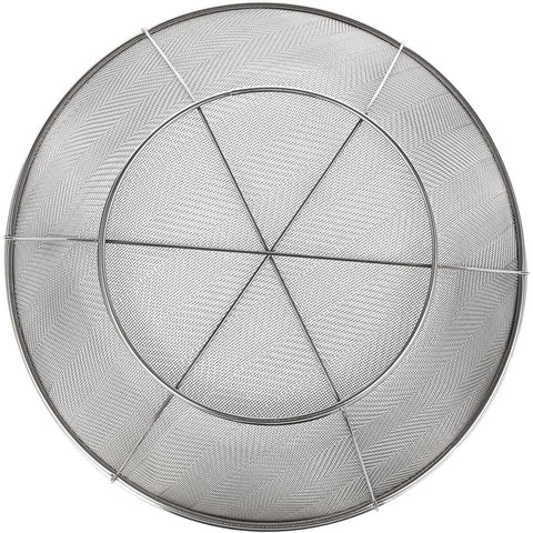 Juvale stable-design strainer rests securely on the counter during use.