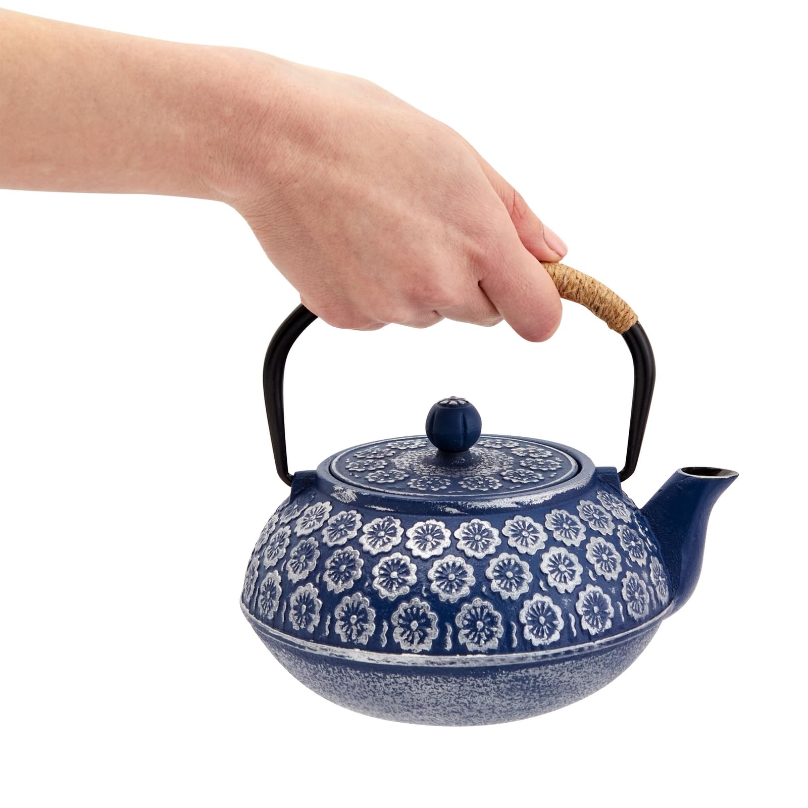 Juvale cast iron teapot with included trivet for stable brewing.