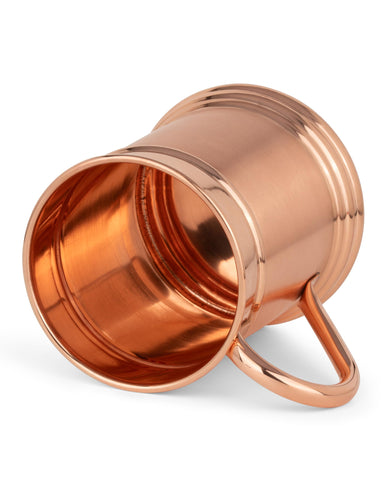 JYPR hammered Moscow Mule copper mug close-up texture for enhanced sensory appeal.