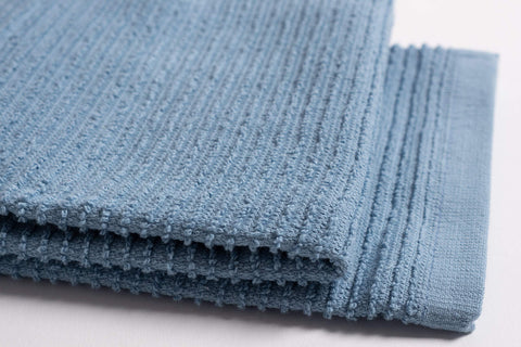 KAF Home easy-care towels machine washable with color retention