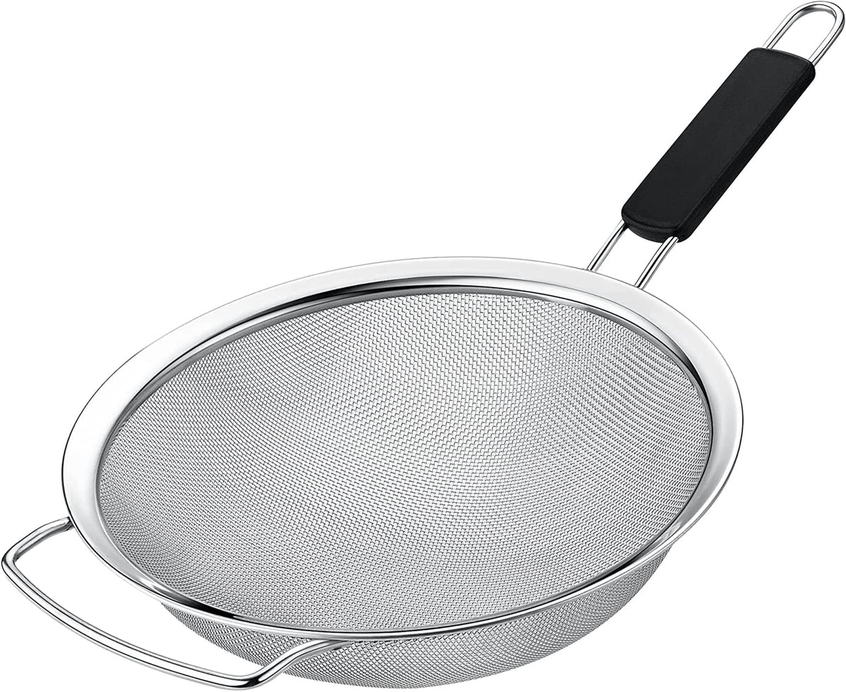 KAFOOR 10-inch fine mesh strainer with handle for quick pasta draining.
