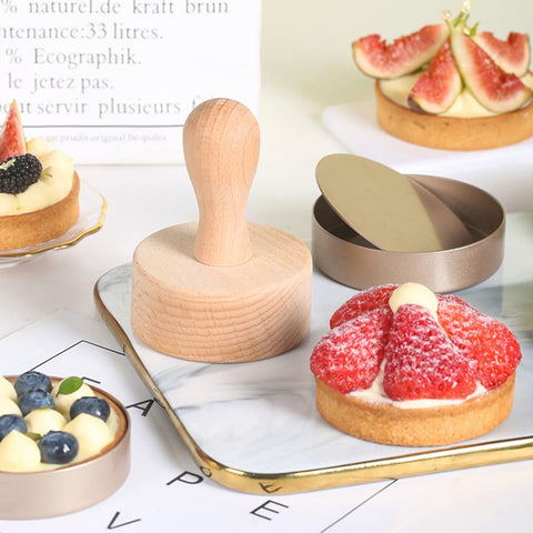 KALAIEN versatile mini tart pan set for muffins, tarts, and small pies.