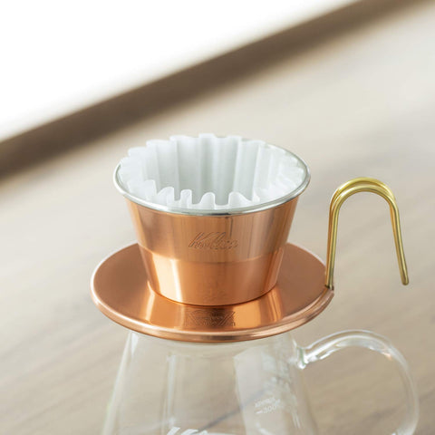 Kalita Wave 185 filters for pour-over drippers, ideal for professionals and beginners.