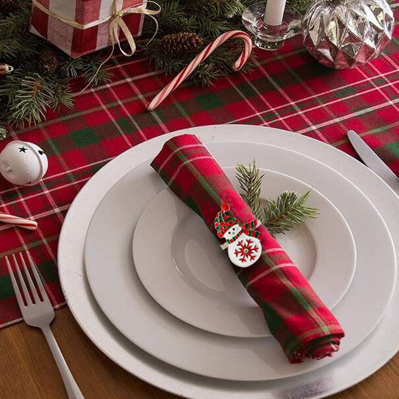 Kalopro snowman napkin ring design keeps napkins neatly secured.