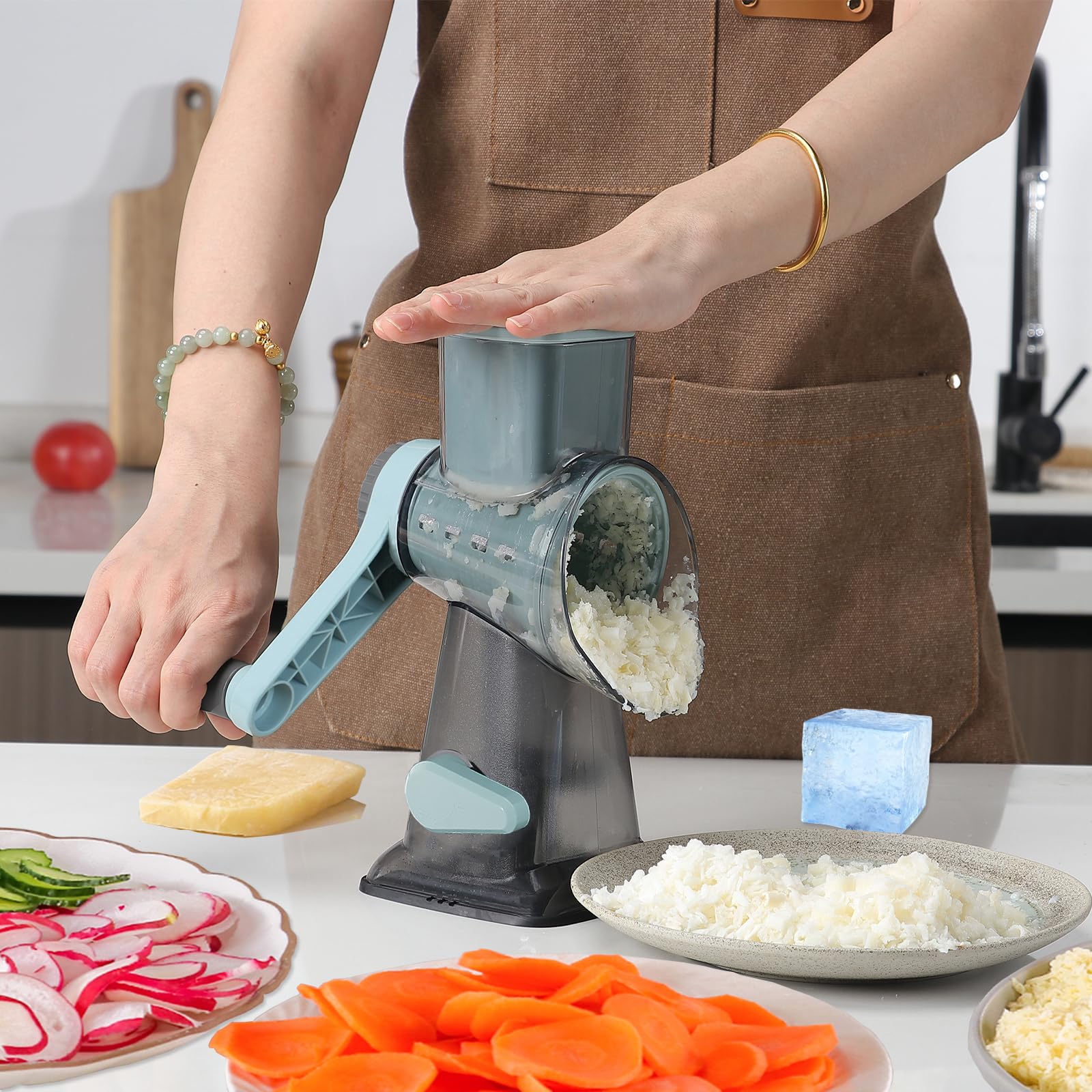 KalraMay cheese shredder with detachable parts for quick cleaning