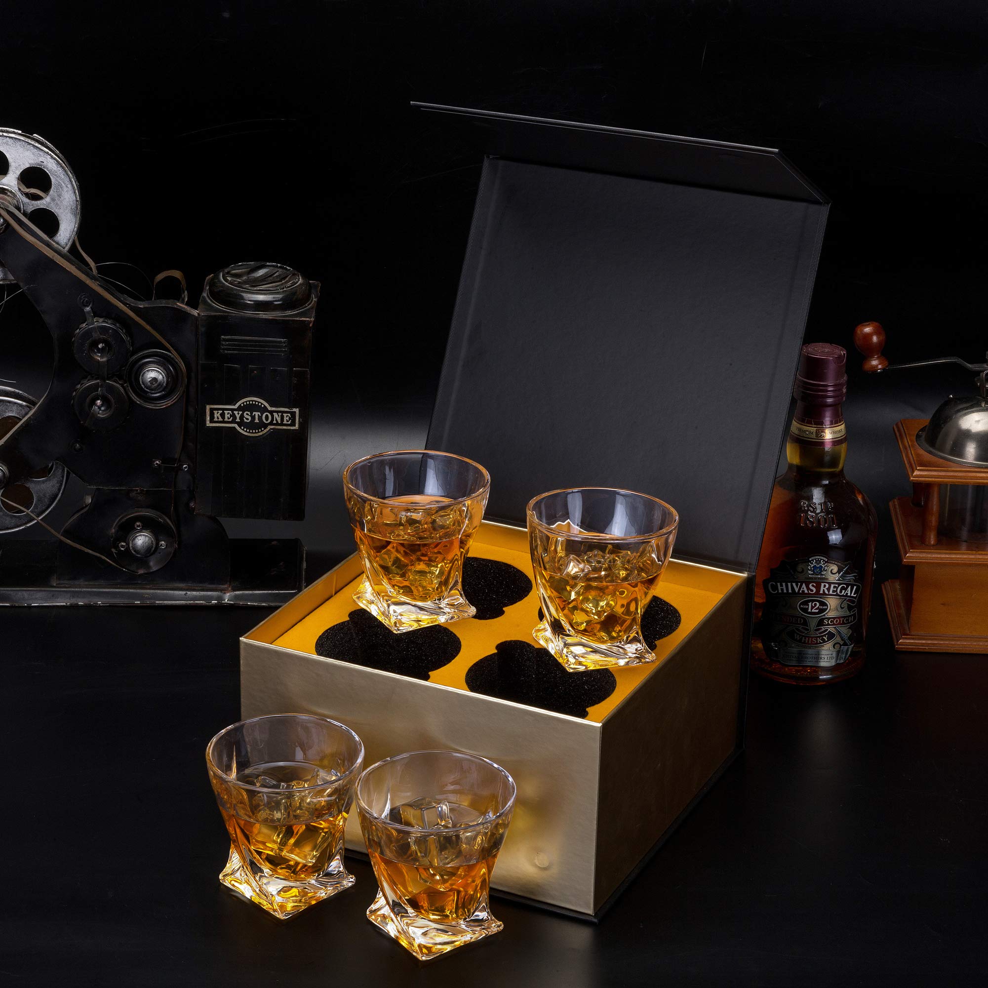 KANARS 10 oz capacity fits rocks and large ice cubes.