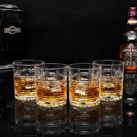 KANARS Crystal Whiskey Glasses catch light, showcasing brilliant crystal clarity.