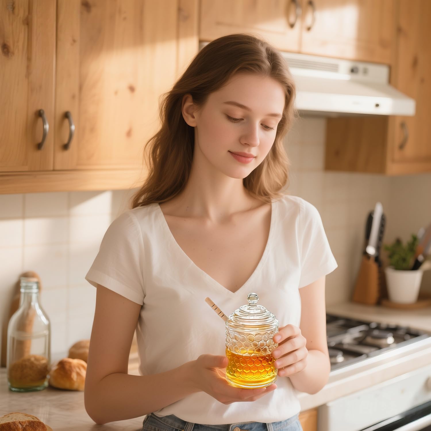 kanpura Crystal-clear Honey Container on a clean kitchen surface