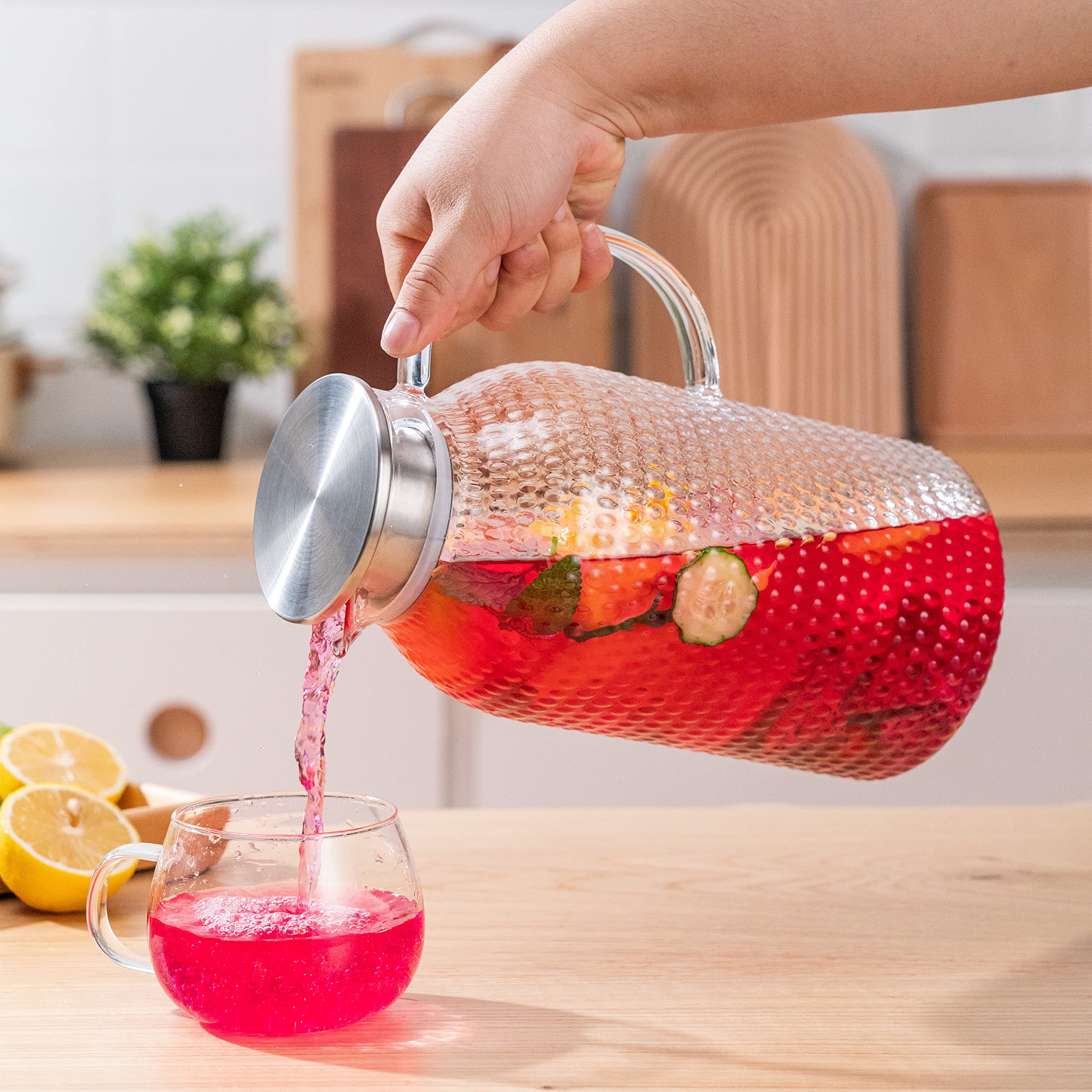 Karafu pitcher with a comfortable large handle for secure grip
