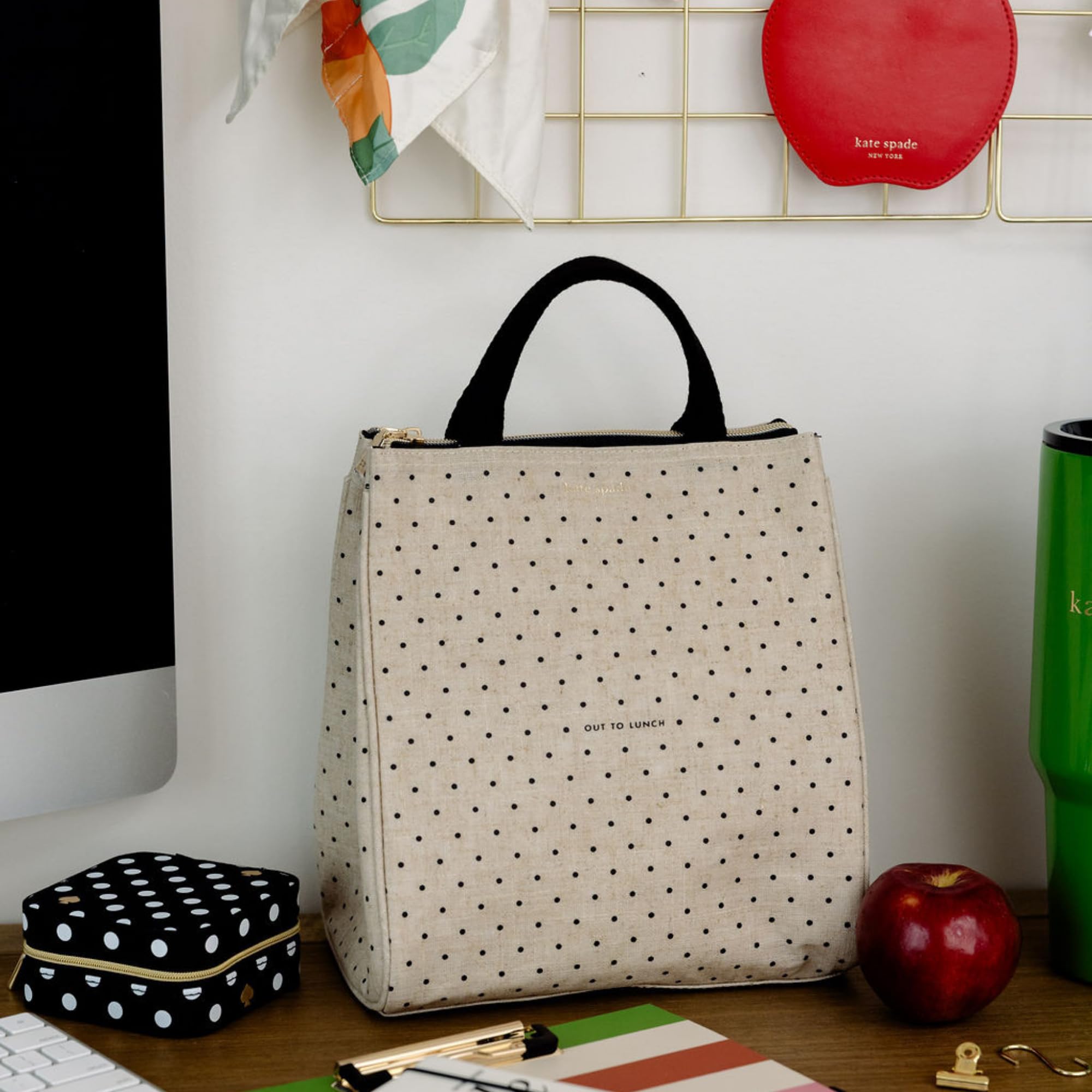 kate spade new york cute lunch bag storage pocket adds convenient organization.