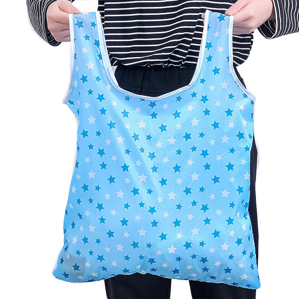 Kaxich light bag weighs only 26g, easy to carry during errands.