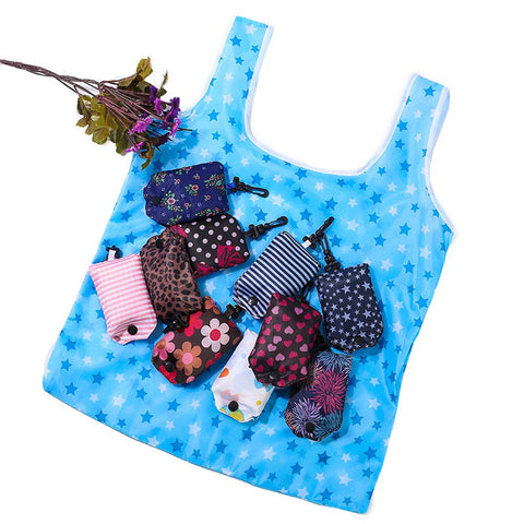 Kaxich unfolded size 55x42 cm, spacious enough for groceries.
