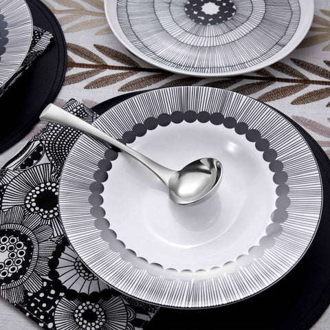 Beautiful KEAWELL design pairs well with other stainless pieces.