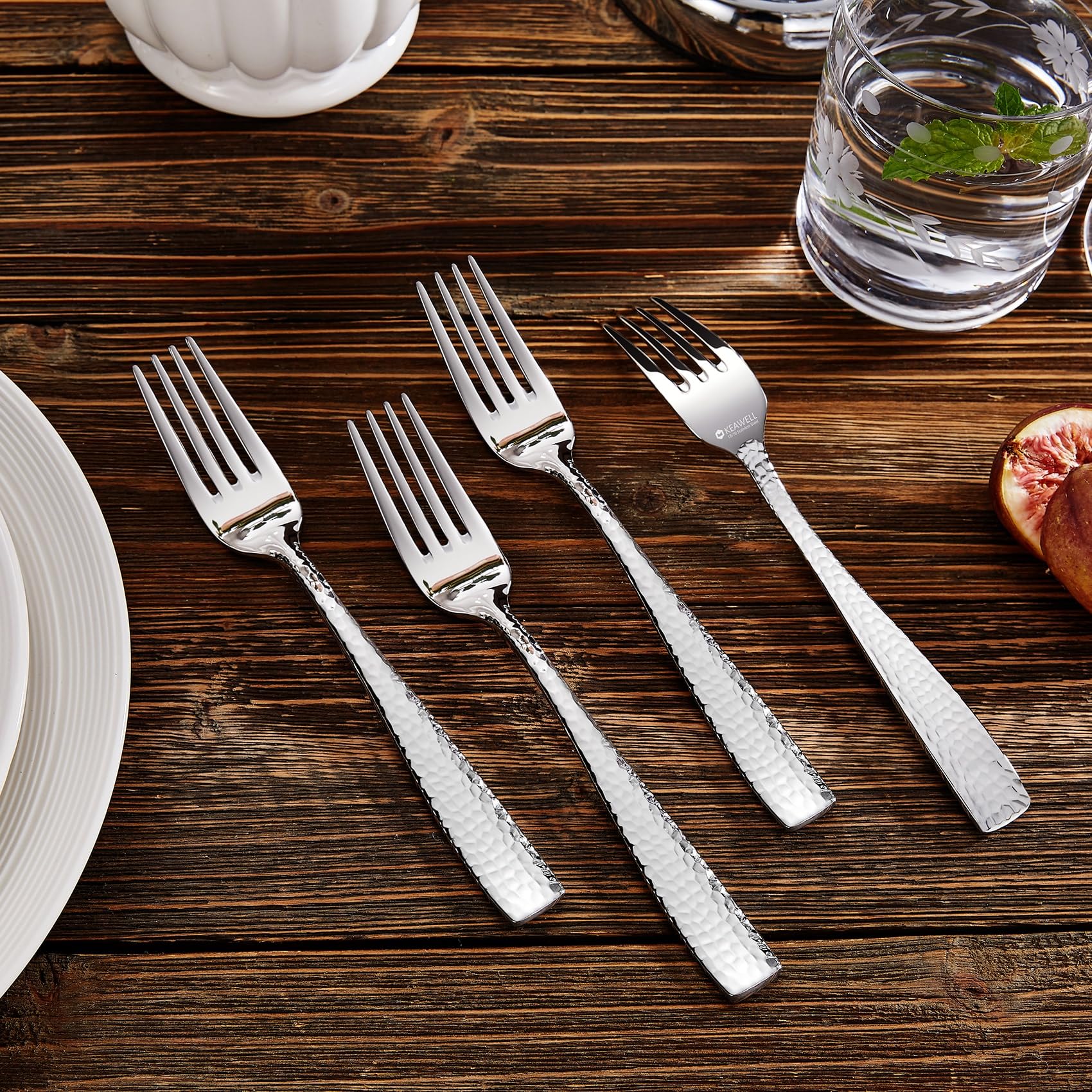 Keawell corrosion-resistant material showcased on fork tines for lasting performance.