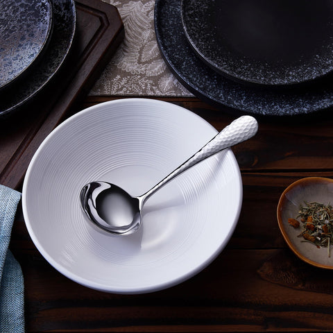 KEAWELL dishwasher-safe gravy ladle ideal for everyday family meals.