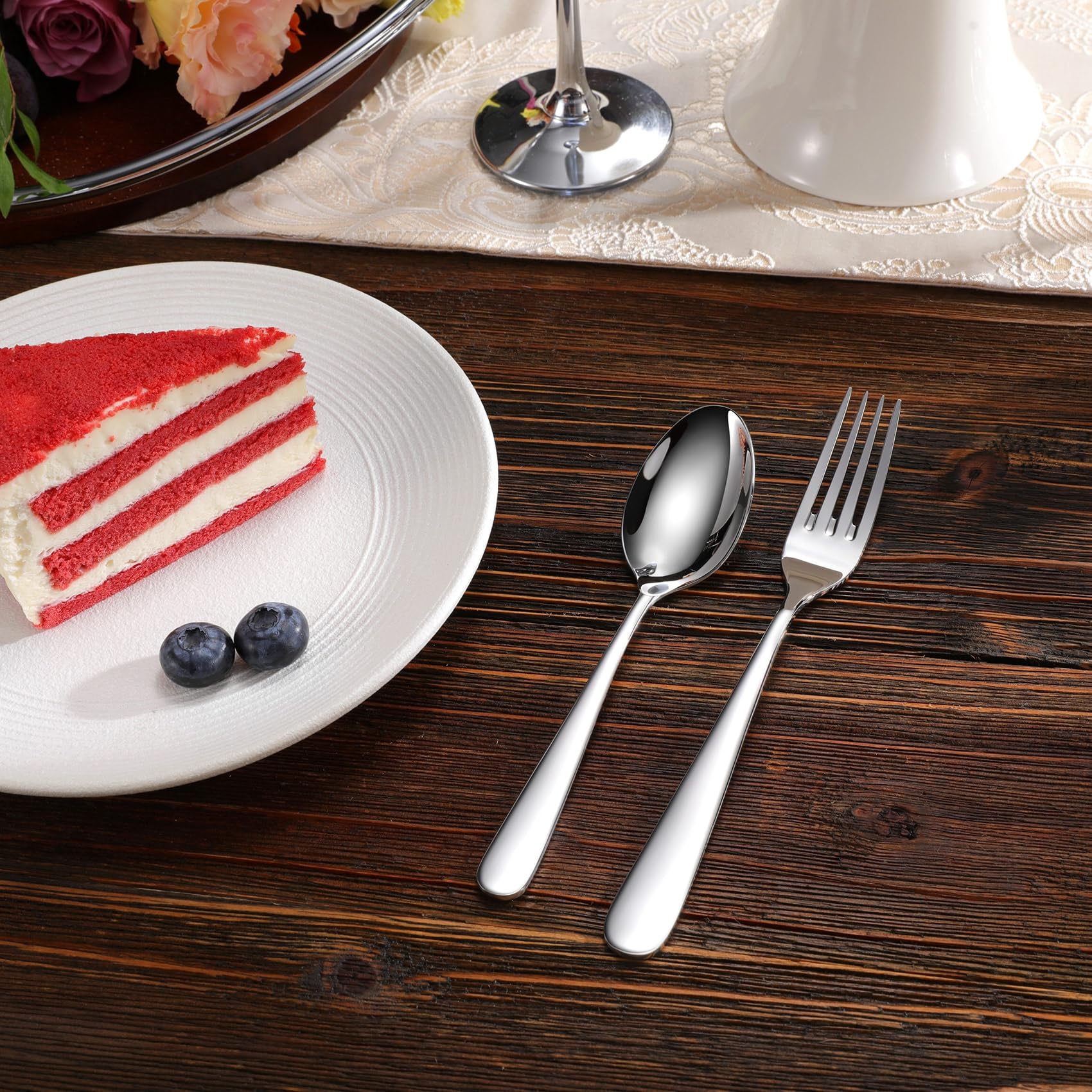 KEAWELL Louise spoon set ideal for everyday kitchen tasks.