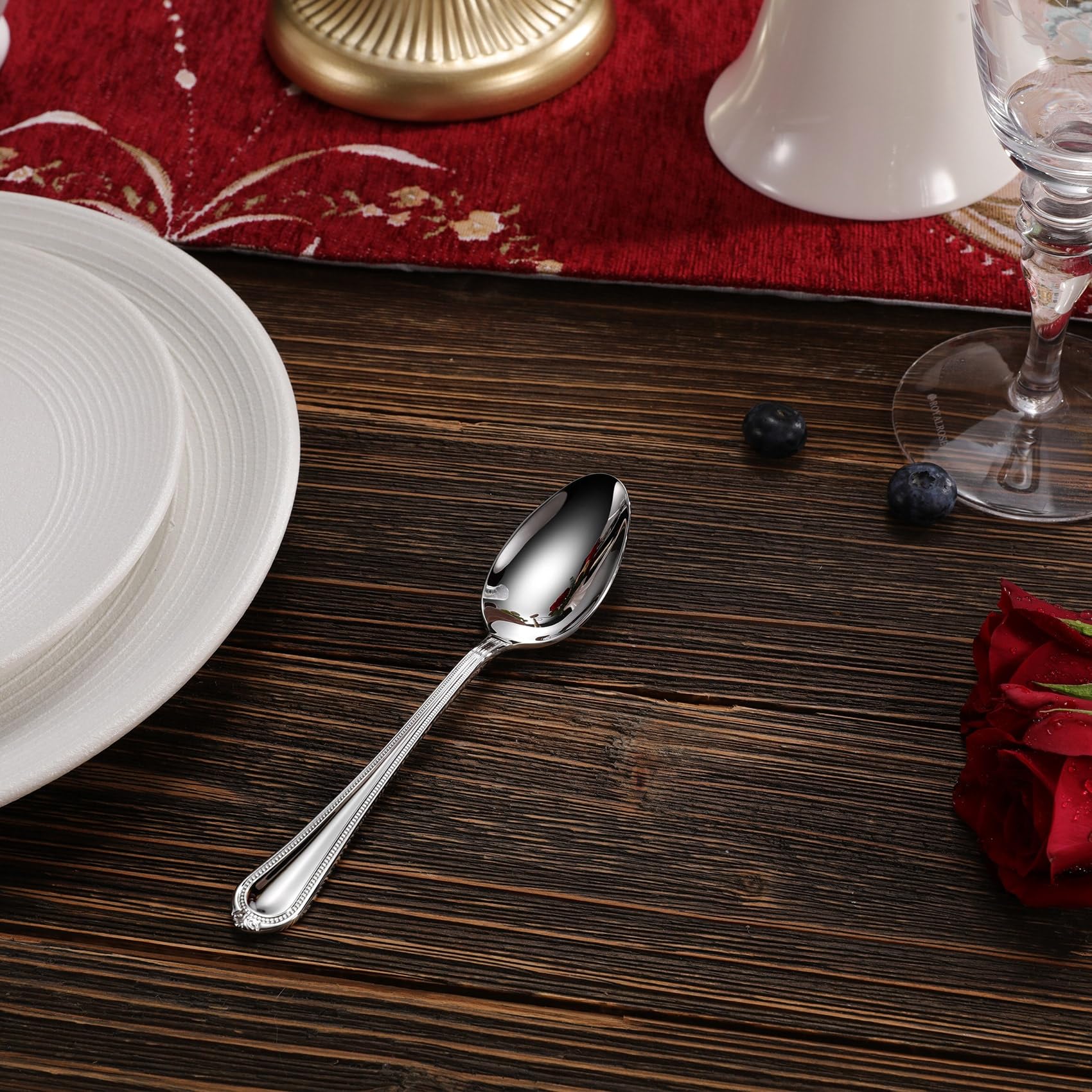 KEAWELL Pearl Edge 18/10 stainless steel resists tarnish for lasting shine.
