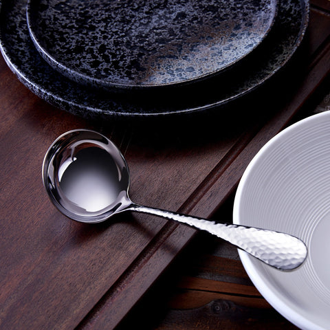 KEAWELL polished stainless steel surface resists stains for easy cleanup.