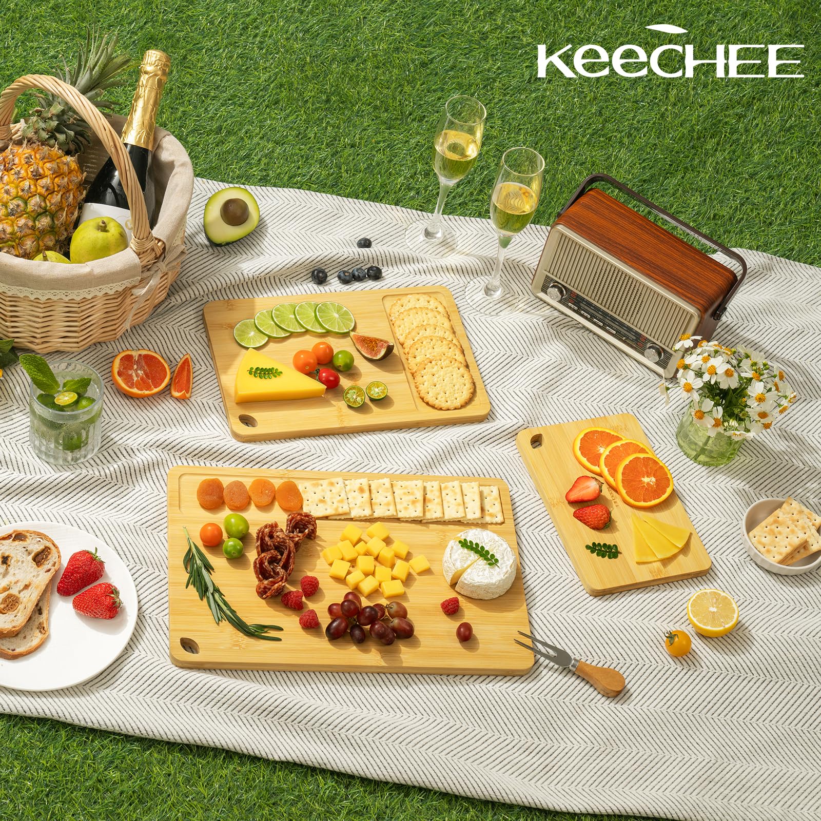 Keechee two-way chopping board reduces cross contact by separate sides